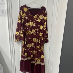 SHEINCurve Elegant Floral V-Neck Dress in Burgundy and Gold 1X NWOT